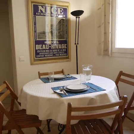 Studio 6 - A Quiet And Spacious Studio Flat In The Old Town Apartment *